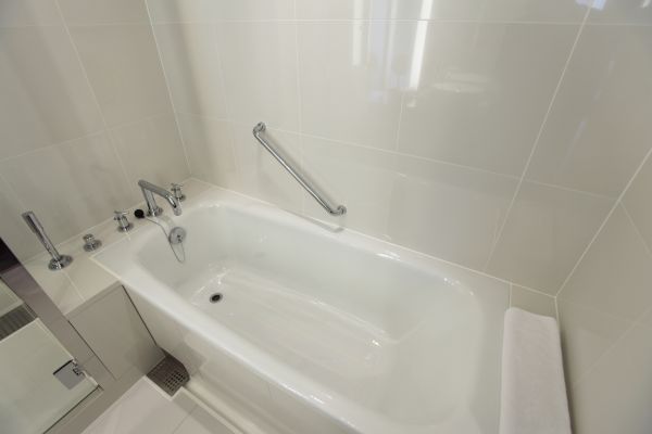 Bathtub Repair in Mandeville